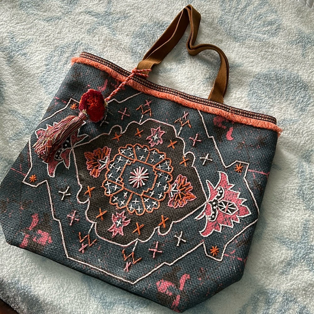 Soft Surroundings bishop tote